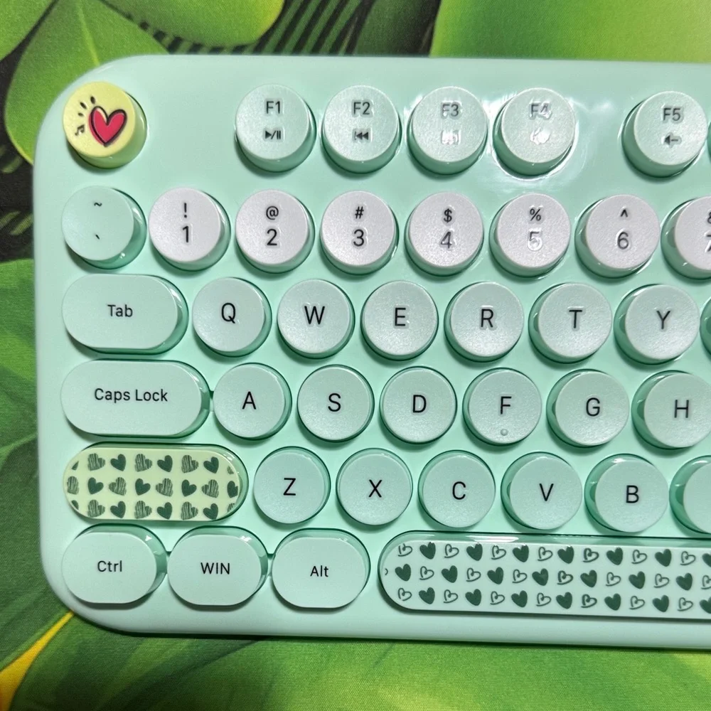 Mint Green Wireless Keyboard and Mouse Set (NWT)